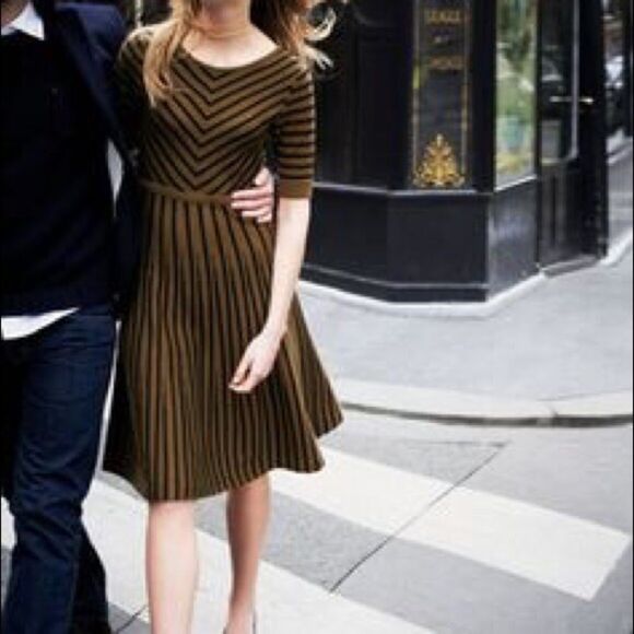 Boden Amelia Striped Fit & Flare Skater Wool Blend Knit Sweater Dress Navy Sz 8P - Picture 7 of 8